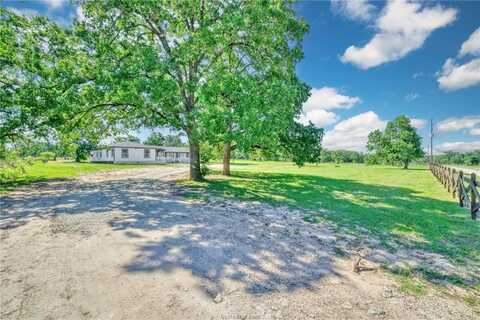 3508 Dick Barnes Loop, Bedias, TX 77831