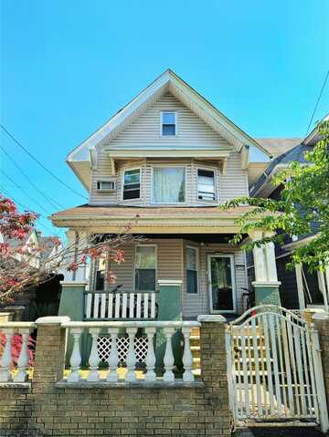 9126 85th Road, Woodhaven, NY 11421