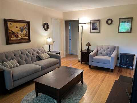 19933 22nd Avenue, Whitestone, NY 11357