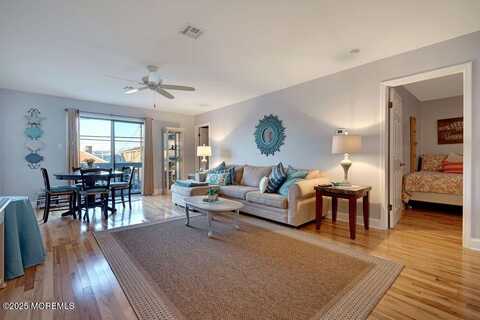 2101 Central Avenue, Lavallette, NJ 08735