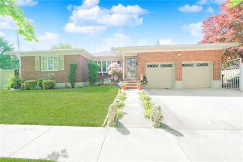 395 Clawson Street, Staten Island, NY 10306