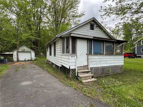 6515 Fremont Road, Manlius, NY 13057