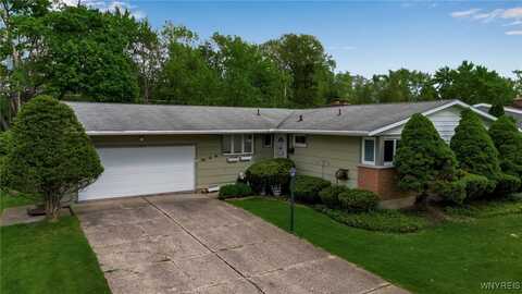 155 Meadow Stream Drive, Amherst, NY 14226
