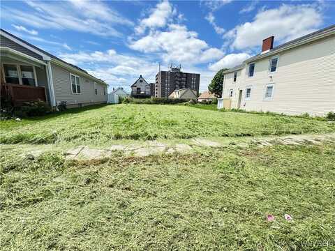 318 Trenton Avenue, Buffalo, NY 14201