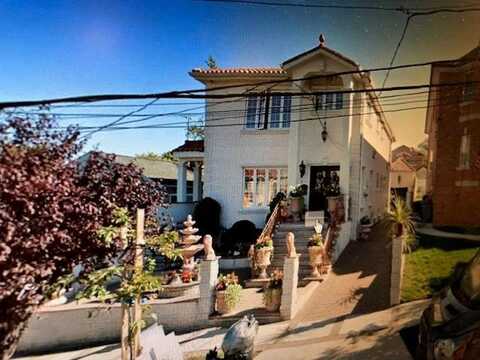 58-37 255 Street, Little Neck, NY 11362
