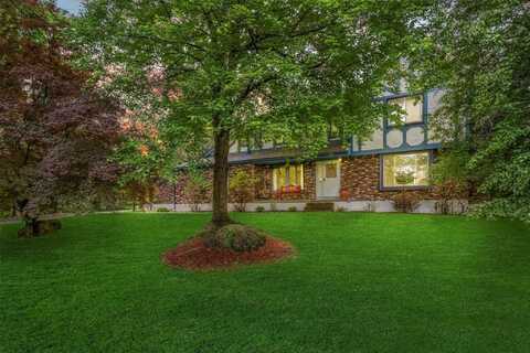3 Sebastian Court, Hopewell Junction, NY 12533
