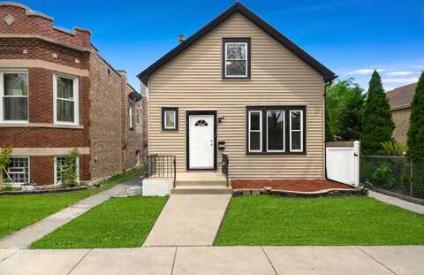 2331 Highland Avenue, Berwyn, IL 60402
