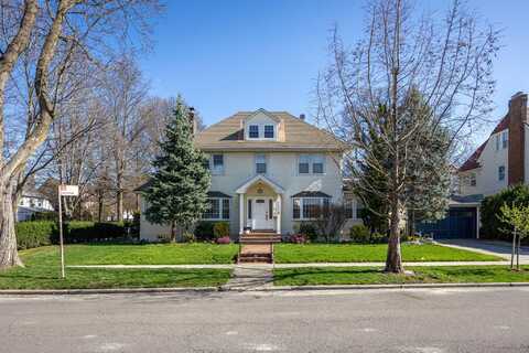 7203 Ingram Street, Forest Hills, NY 11375