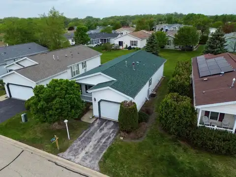 3404 Steeplechase Way, Grayslake, IL 60030