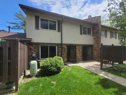 7309 Winthrop Way, Downers Grove, IL 60516