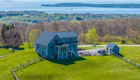 6 Clayton Lane, Rockland, ME 04841
