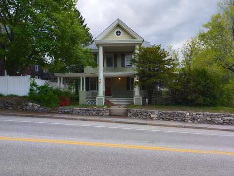 325 Court Street, Auburn, ME 04210