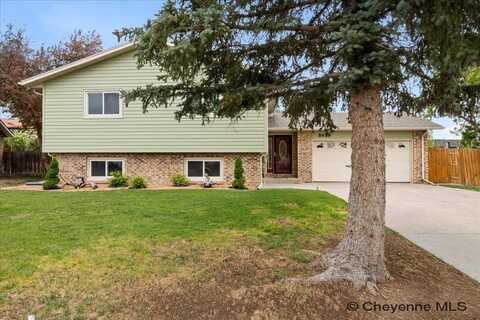 2420 APACHE ST, Cheyenne, WY 82009