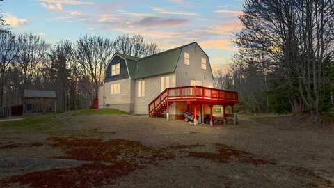 44 Valerie Lane, New Gloucester, ME 04260
