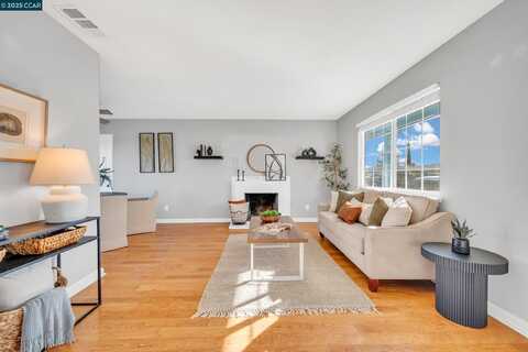 2774 Broadmoor Avenue, Concord, CA 94520