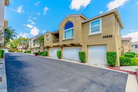 35806 Springvale Lane, Murrieta, CA 92562