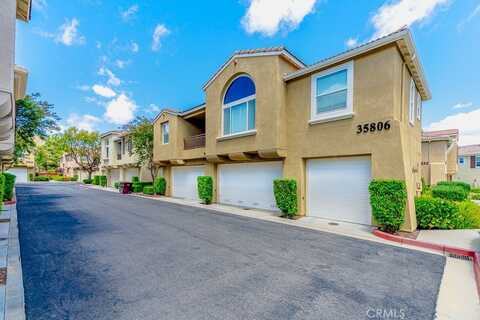 35806 Springvale Lane, Murrieta, CA 92562