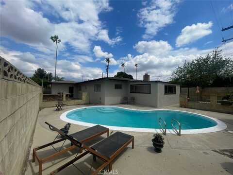 9166 Tamarind Ave., Fontana, CA 92335