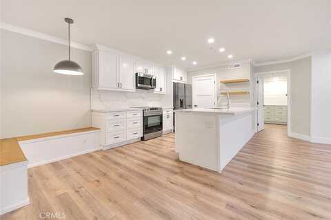 2040 Las Colinas Circle, Corona, CA 92879
