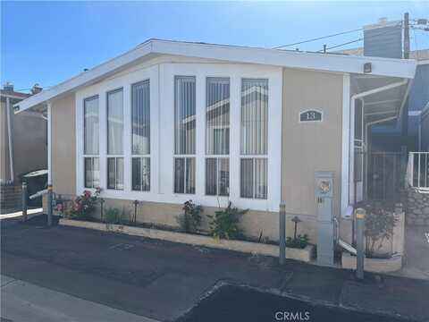 327 W Wilson Street, Costa Mesa, CA 92627