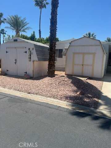 15500 Bubbling Wells Road, Desert Hot Springs, CA 92240