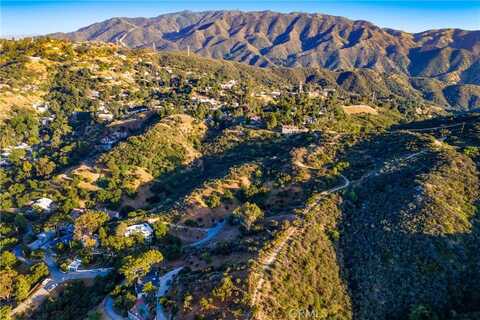 9832 Redmont Avenue, Tujunga, CA 91402