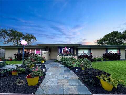 130 Alta Plaza, Corpus Christi, TX 78411