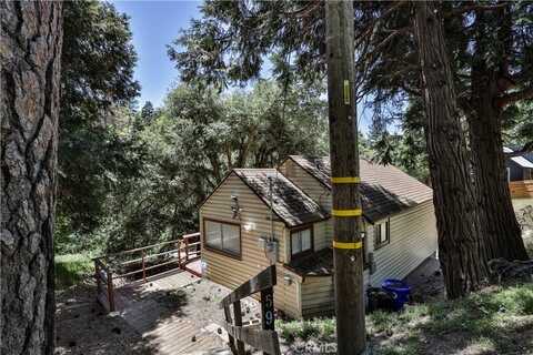 599 Acacia Drive, Crestline, CA 92325