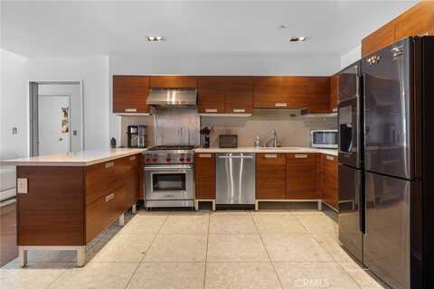 6735 Yucca St, Hollywood, CA 90028