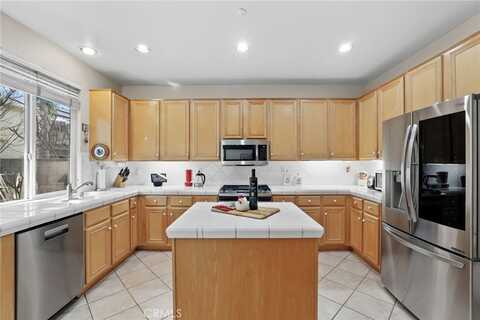 7814 Orchid Drive, Huntington Beach, CA 92648