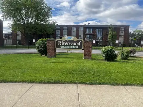 13711 S Stewart Avenue, Riverdale, IL 60827