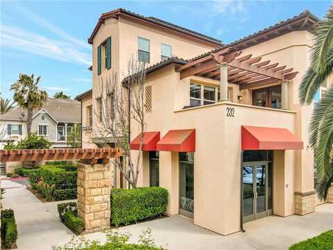 232 Village Commons Boulevard, Camarillo, CA 93012