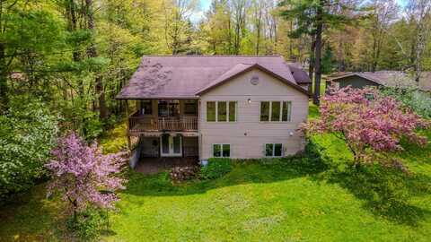41 W River, Gladwin, MI 48624