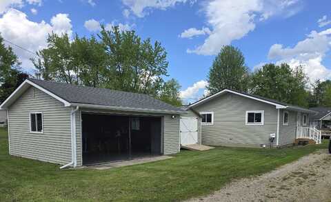 5365 Grouse, Beaverton, MI 48612
