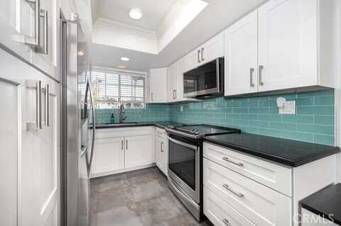 23391 La Crescenta, Mission Viejo, CA 92691