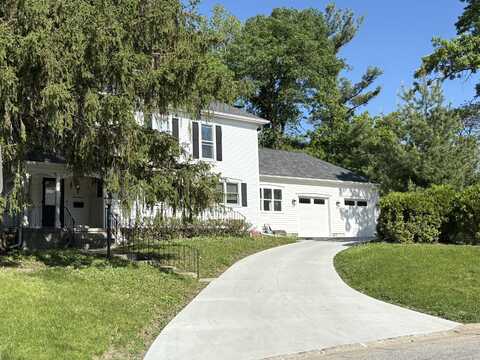411 Oliver Avenue, Ames, IA 50014