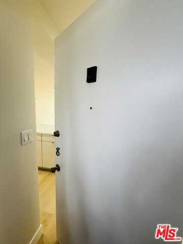 11635 Mayfield Ave, Los Angeles, CA 90049
