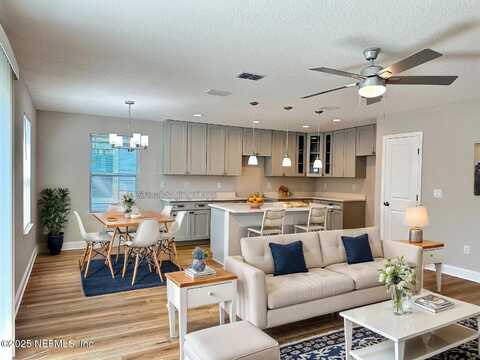 7605 HULL Street, Jacksonville, FL 32219