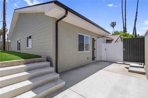 8538 Tampa Avenue, Northridge, CA 91324
