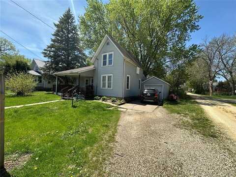 502 S Maple Street, Monticello, IA 52310