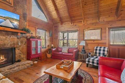 87 Owltown Drive, Ellijay, GA 30536