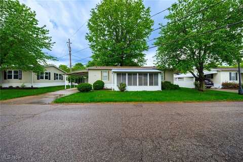 8 Maple Drive, Olmsted Falls, OH 44138