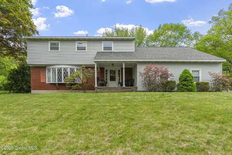 15 Oak Tree Lane, Colonie, NY 12309