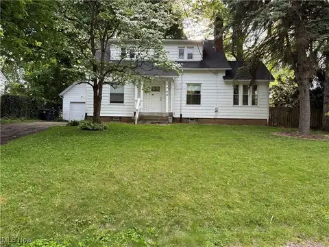 1750 Tonawanda Avenue, Akron, OH 44305