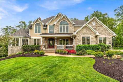 4300 Lake Charles Drive, Independence, OH 44131