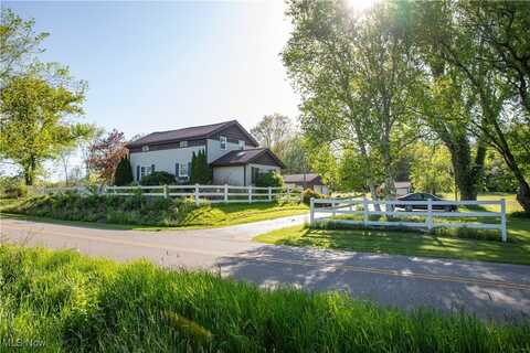 2948 Newton Falls, Newton Falls, OH 44444