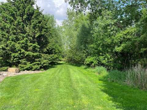 Birkdale Street NW, Canton, OH 44708