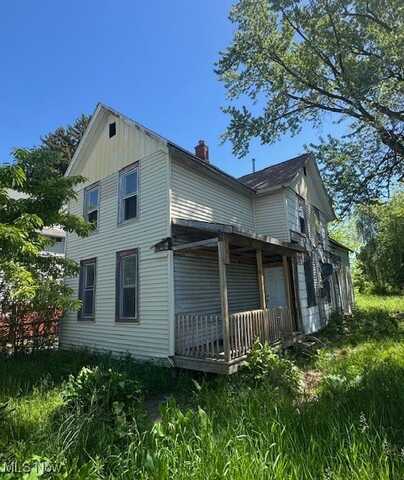 3213 W 46th Street, Cleveland, OH 44102