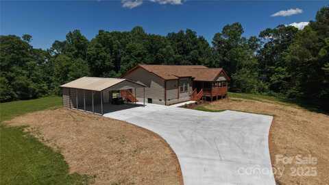 3499 Fairview Road, Nebo, NC 28761