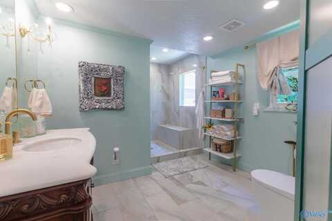 216 Merit Circle, Gadsden, AL 35901